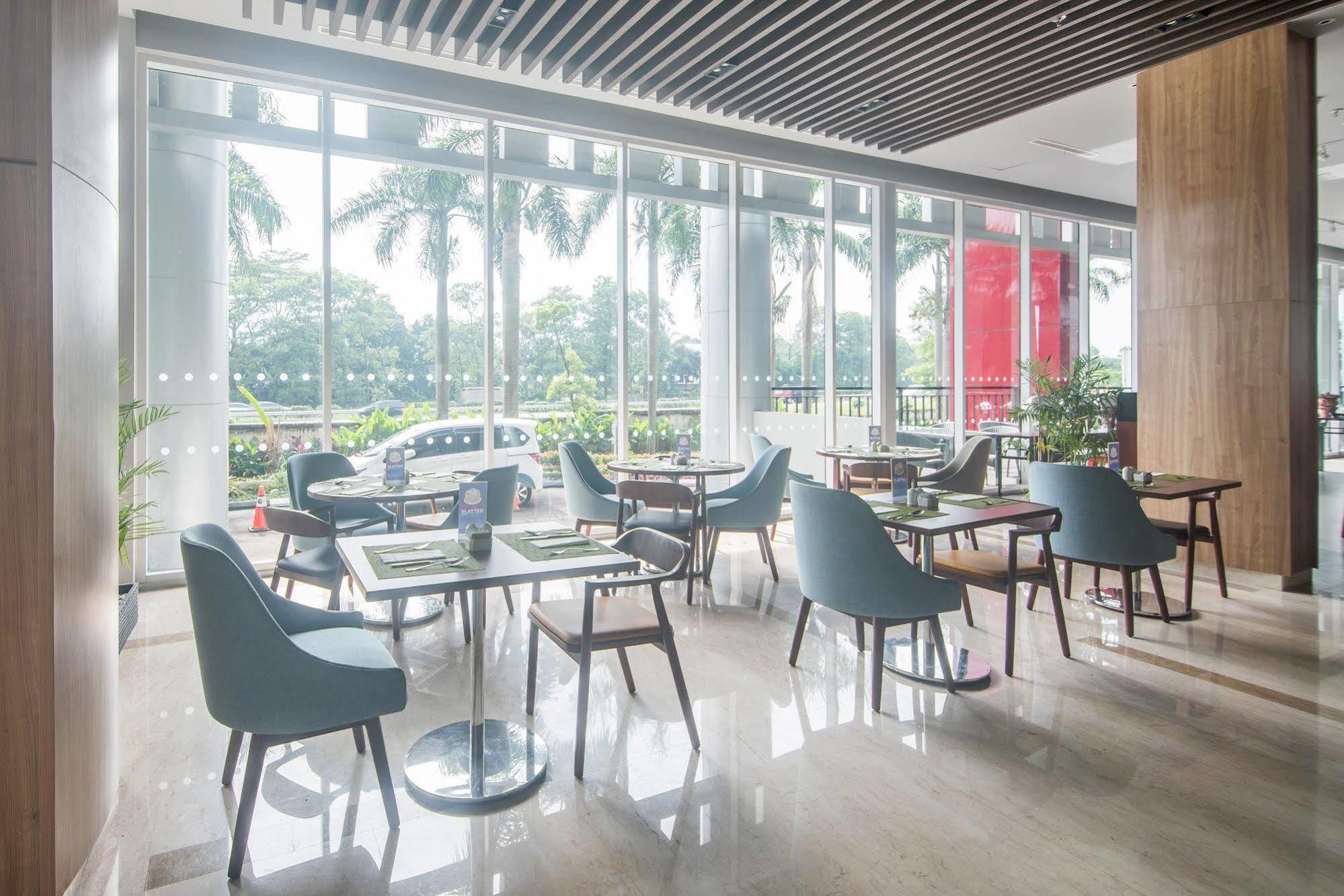 Bigland Hotel & Convention Sentul Bogor Exterior foto